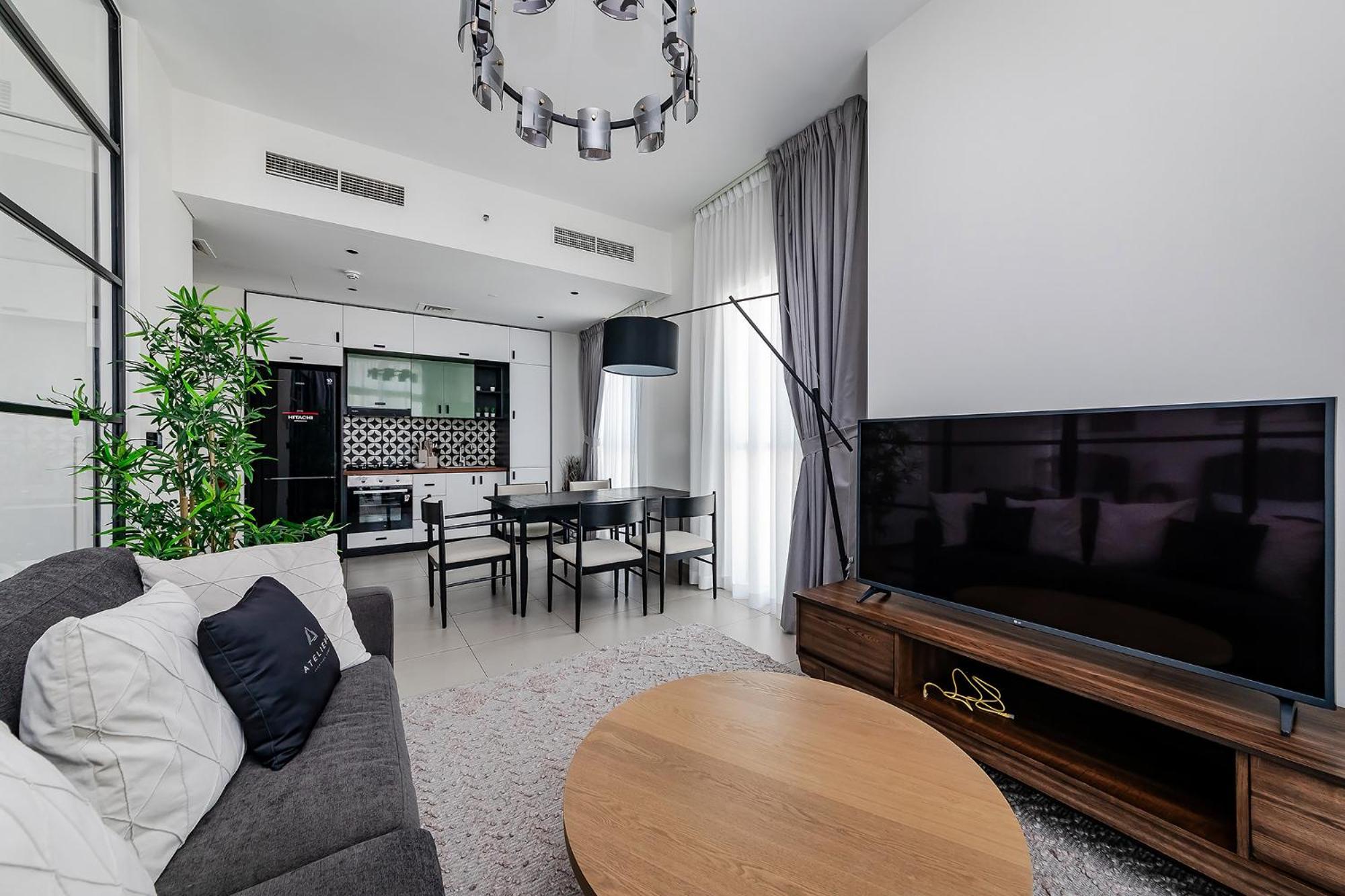 Deluxe 2br At Socio Hills Estate Apartment *